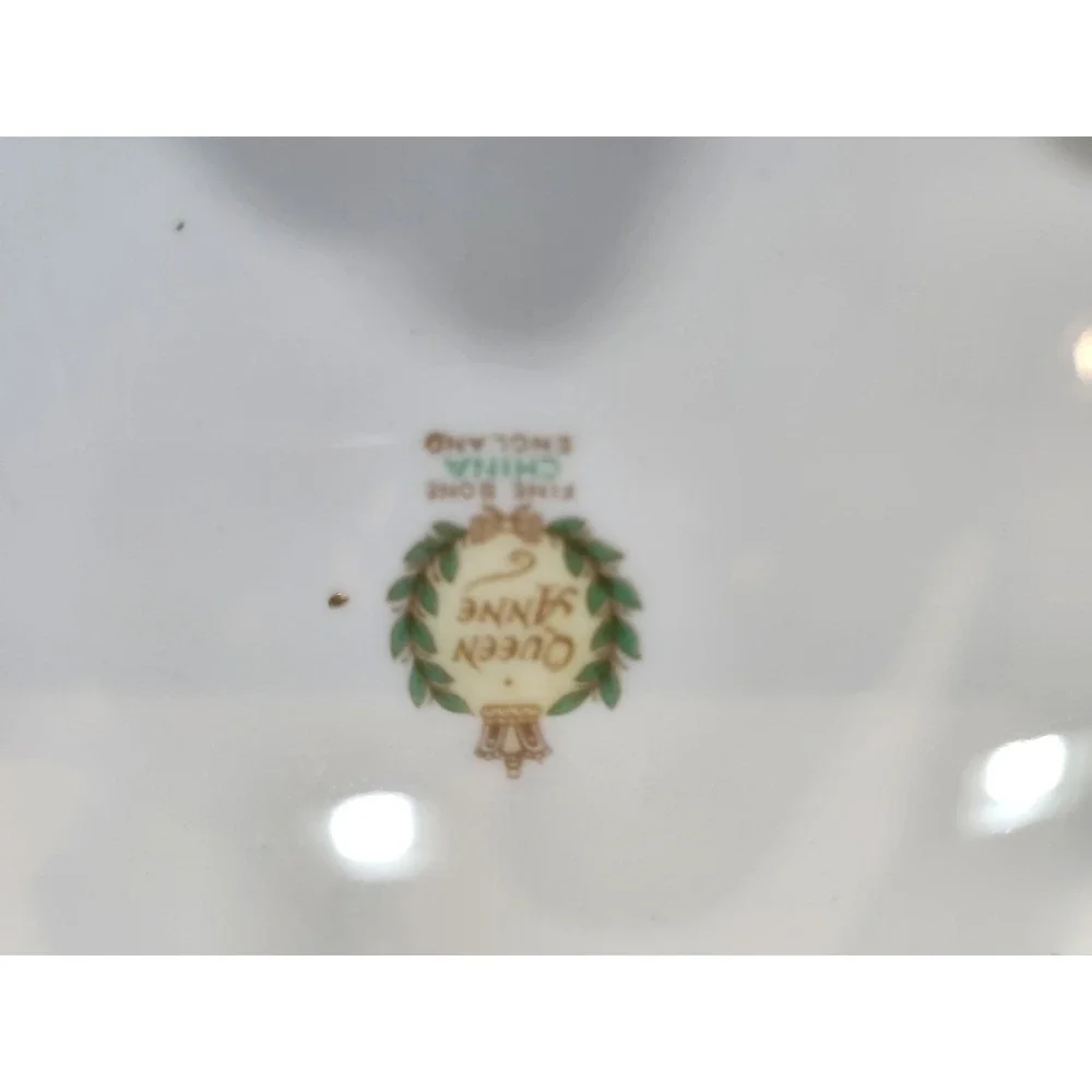 Queen Anne this product